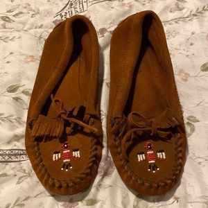 Minnetonka Thunderbird Moccasins